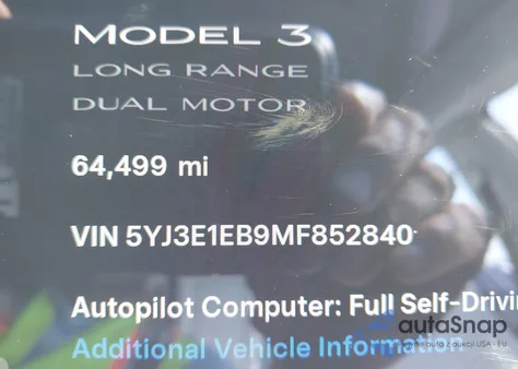2021 Tesla Model 3 Long Range Dual Motor All-Wheel Drive z USA, uszkodzony, nr VIN 5YJ3E1EB9MF852840